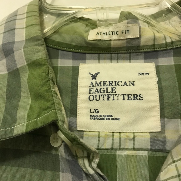 AEO Athletic Fit ButtonDown - Picture 3 of 10